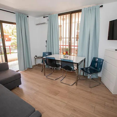 Apartamento Carlos V - 1a Levante *